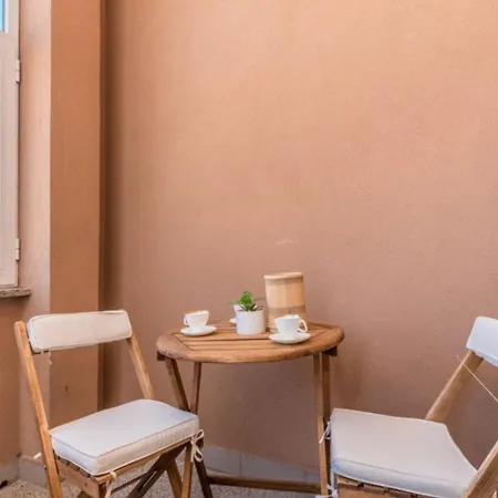 Julia Apartment