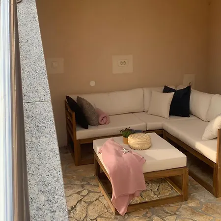 Julia Apartment